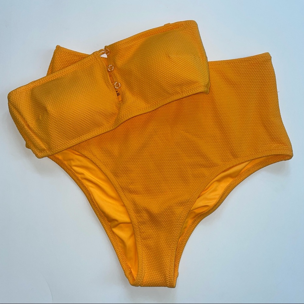 Aerie Bandeau Top & Cheeky High Rise Bottom